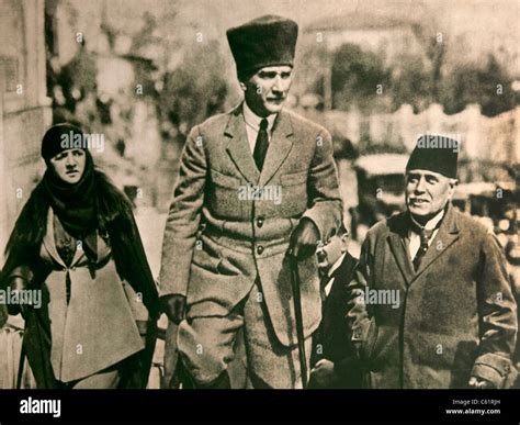 La Guerre d'indépendance turque: La lutte héroïque pour la liberté dirigée par Mustafa Kemal Atatürk